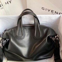 Replica Qualità superiore replica Nightingale Givenchy nera Imitazioni Replica qualità specchio Qualità superiore replica Nightingale Givenchy nera