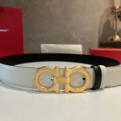 Replica qualità specchio Qualità superiore replica Cintura reversibile da uomo Salvatore Ferragamo da 3.5 cm con clip in metallo oro Nero/Bianco