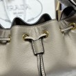 Borsa a secchiello Prada Darling Mini 1BE087 Grigio