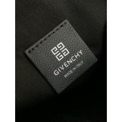 Borsa a tracolla medio Givenchy Nano Voyou Nero