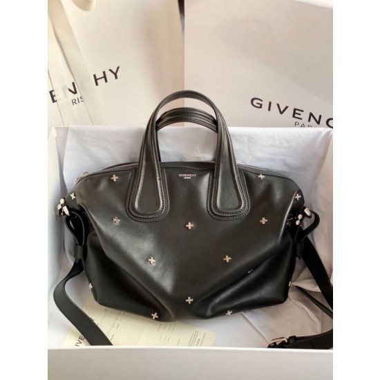 Borse Firmate Replica Nightingale Givenchy con dettagli a croce color argento nera