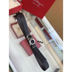 Pari all'originale replica Cintura reversibile da uomo Salvatore Ferragamo da 3,5 cm con fibbia a ferro di cavallo a doppio anello
