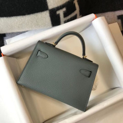 Borse Imitazioni Hermes Kelly Mini II Vert Amande Epsom con hardware dorato