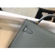 Borse Imitazioni Hermes Kelly Mini II Vert Amande Epsom con hardware dorato