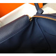 Borsa Hermes Lindy 26 cm blu navy con finiture dorate Borsa Hermes Lindy 26 cm blu navy con finiture dorate