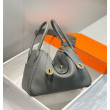Borsa Hermes Lindy 26 cm Gris Meyer con finiture dorate Borsa Hermes Lindy 26 cm Gris Meyer con finiture dorate
