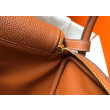 Borsa Hermes Lindy 26 cm Marrone con finiture dorate Borsa Hermes Lindy 26 cm Marrone con finiture dorate