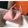 Borse Firmate Replica Hermes Lindy 26 cm Rosa con finiture dorate Borse Firmate Replica Hermes Lindy 26 cm Rosa con finiture dorate