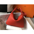 Borsa Hermes Lindy 26 cm Rosso con finiture dorate Borsa Hermes Lindy 26 cm Rosso con finiture dorate