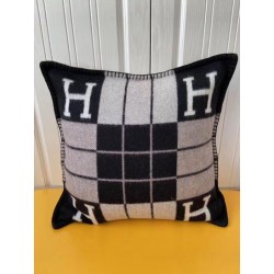 Dettagli perfetti Cuscino Hermes Avalon III piccolo nero
