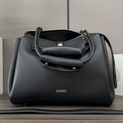 Replica qualità specchio Borsa Loewe Madrid media morbida pelle di vitello nero