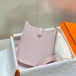 Replica Borse Hermes Evelyne III TPM Malva Pallido Clemence Imitazioni Replica qualità specchio Borse Hermes Evelyne III TPM Malva Pallido Clemence