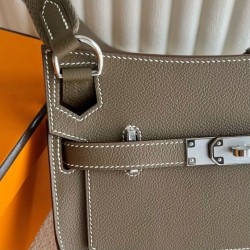 Replica Borsa Hermes Jypsiere Mini fatta a mano in pelle di vitello color talpa Imitazioni Replica qualità specchio Borsa Hermes Jypsiere Mini fatta a mano in pelle di vitello color talpa