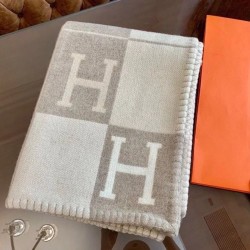Replica Qualità superiore replica Dettagli perfetti Coperta Hermes Avalon III Beige Imitazioni Replica qualità specchio Qualità superiore replica Dettagli perfetti Coperta Hermes Avalon III Beige