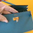 Alta gamma replica Portafoglio Hermes Kelly Classique To Go Epsom Blu