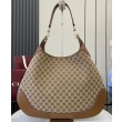 Borsa a tracolla media Gucci B 815924 albicocca