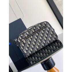Borsa da toilette Dior in jacquard beige obliquo Dior