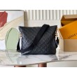 Borse Imitazioni LV Coussin Hobo MM in pelle Monogram M12068