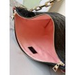 Borse Imitazioni LV Coussin Hobo MM in pelle Monogram M12068