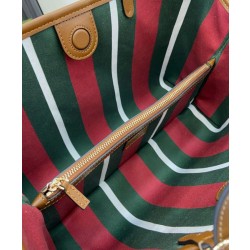 Borse Imitazioni tote piccola Gucci GG Emblem 815214 Caffè