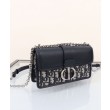 Dior 30 Montaigne East-West Bag con catena Blu scuro