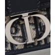 Dior 30 Montaigne East-West Bag con catena Blu scuro