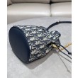 Dior 30 Montaigne Mini Bucket Bag con coulisse Blu scuro