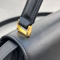 Qualità Specchio Replica Borsa a mano piccola Dior 30 Montaigne Avenue Nero Riproduzione Fedele Borsa a mano piccola Dior 30 Montaigne Avenue Nero imitazioni