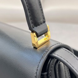 Qualità Specchio Replica Borse a marsupio Dior 30 Montaigne Avenue Media Nero Riproduzione Fedele Borse Replica a marsupio Dior 30 Montaigne Avenue Media Nero imitazioni