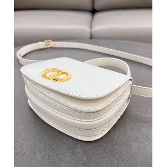 Qualità Specchio Replica Borsa a marsupio Dior 30 Montaigne Avenue Media Crema Riproduzione Fedele Borsa a marsupio Dior 30 Montaigne Avenue Media Crema imitazioni