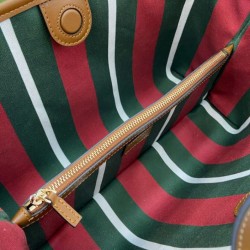 Qualità Specchio Replica Borse Imitazioni tote piccola Gucci GG Emblem 815214 Caffè Riproduzione Fedele Borse Imitazioni tote piccola Gucci GG Emblem 815214 Caffè imitazioni