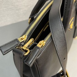 Qualità Specchio Replica Borse Alta Qualità Prada Galleria grande Prada 1BA274 Nero Riproduzione Fedele Borse Replica Alta Qualità Prada Galleria grande Prada 1BA274 Nero imitazioni