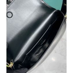 Bora Pari all'originale replica a tracolla con patta Prada Arque 1BD365 Nero