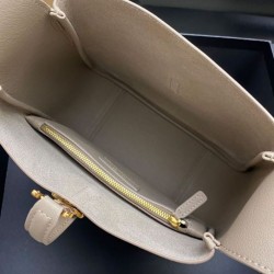 Qualità Specchio Replica YSL Saint Laurent Le 5 A 7 Supple Piccola Granata Rosa Riproduzione Fedele YSL Saint Laurent Le 5 A 7 Supple Piccola Granata Rosa imitazioni