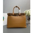 Imitazione Borsa a mano grande con fibbia Prada con cintura 1BA416 Caffè