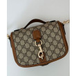 Imitazione Borsa a tracolla mini Gucci con stemma GG 815211 Caffè Imitazione Borsa a tracolla mini Gucci con stemma GG 815211 Caffè