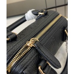 Imitazione Borse Replica con manico superiore Super Mini Gucci GG Emblem 815256 Nera