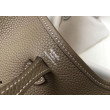 Mini borsa Hermes Evelyne III TPM in pelle Clemence color talpa Mini borsa Hermes Evelyne III TPM in pelle Clemence color talpa