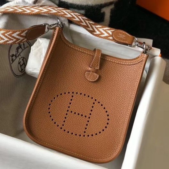 Mini borsa Hermes Evelyne III TPM in pelle Clemence oro