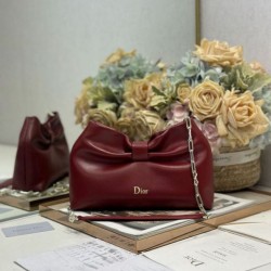 Replica qualità specchio Qualità superiore replica Dior Bow con fiocco chiaretto e metallo finitura oro