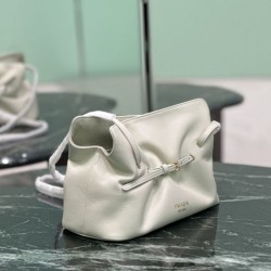 Replica qualità specchio Borsa a spalla Prada Dada piccola in nappa beige