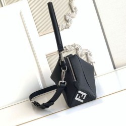 Replica Perfetta a spalla Fendi Lui media/grande 7VA667 Nero Imitazioni Replica qualità specchio Perfetta a spalla Fendi Lui media/grande 7VA667 Nero