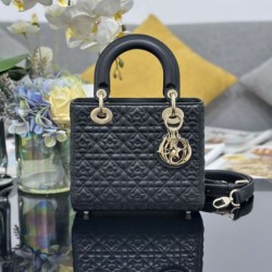 Replica qualità specchio Borse  Dior Cannage Lucky Star Studded Mini Lady Dior con ciondoli D.I.O.R. nero