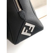 Replica Perfetta a spalla Fendi Lui media/grande 7VA667 Nero Replica Perfetta a spalla Fendi Lui media/grande 7VA667 Nero
