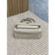 Borsa a spalla YSL Saint Laurent Niki Media/Grande pelle di agnello grana beige