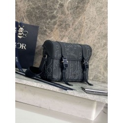 Borsa a tracolla Dior Hit The Road Dior Gravity Blu Navy