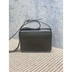Borsa a tracolla YSL Saint Laurent Niki Besace grana Muschio leggero