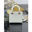 Borsa Dior Cannage Lucky Star Studded Mini Lady Dior con ciondoli D.I.O.R. Bianca
