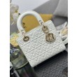 Borsa Dior Cannage Lucky Star Studded Mini Lady Dior con ciondoli D.I.O.R. Bianca