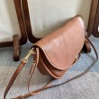 Borse Celine Halfmoon Soft Triomphe morbida pelle di agnello lucida Marrone